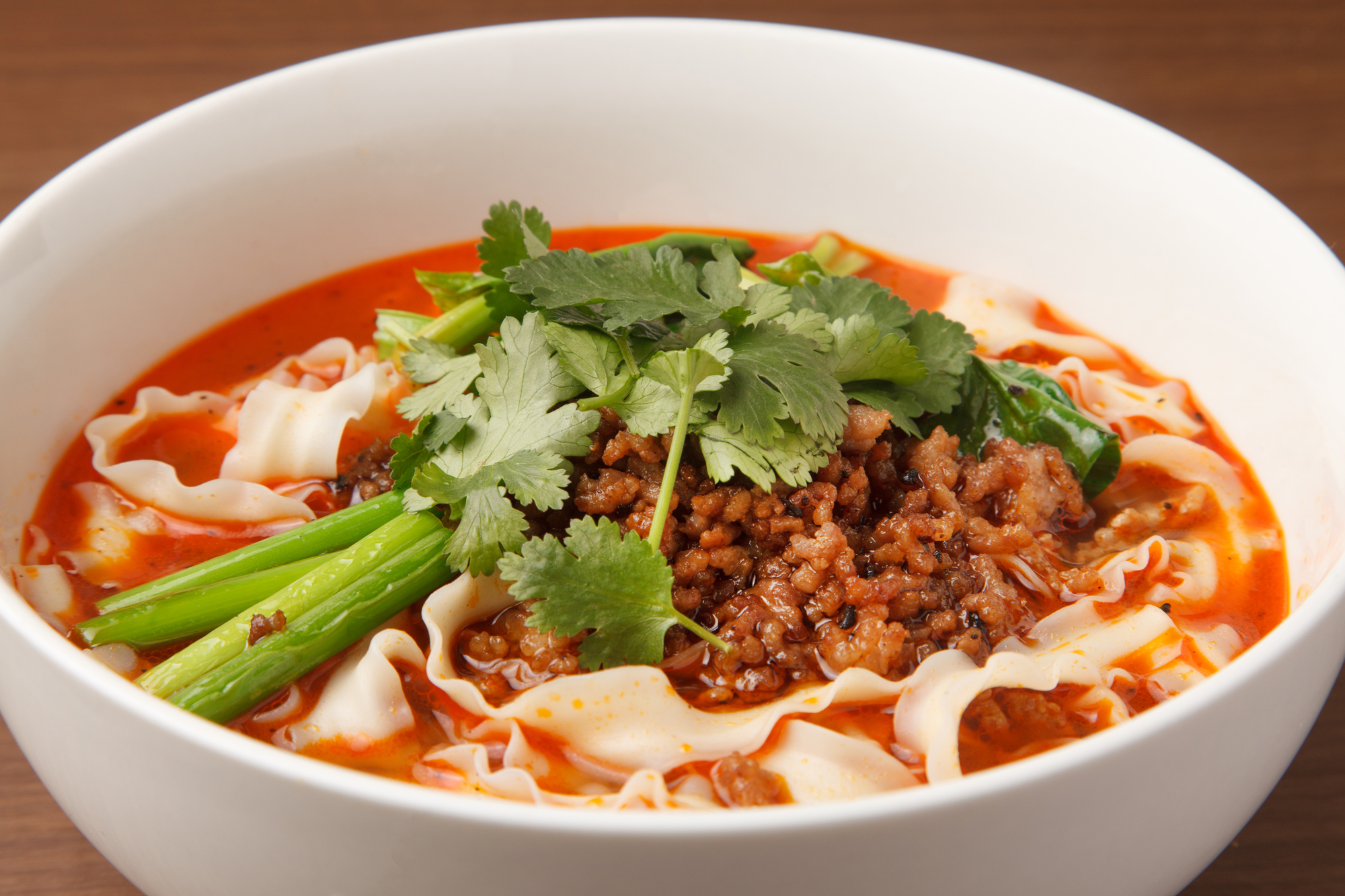 【美食秘話】刀削麺の知られざる誕生秘話 実はあの王朝と密接に関係していた | 中華料理 | 元王朝 | 刀削面 | 大紀元 エポックタイムズ
