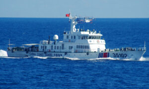 中国による尖閣諸島近辺への侵入頻度の増加により高まるリスク