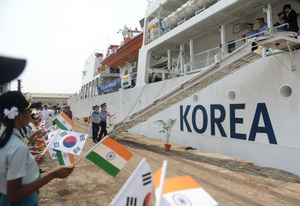 インドと韓国が海事協力と防衛問題について協議