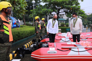 日本からの寄付、フィリピンの災害対応を支援　防衛協力に基づいて