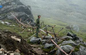 ブータン国境で中印がにらみ合う　領有権紛争が再燃　1962年来の緊張状態