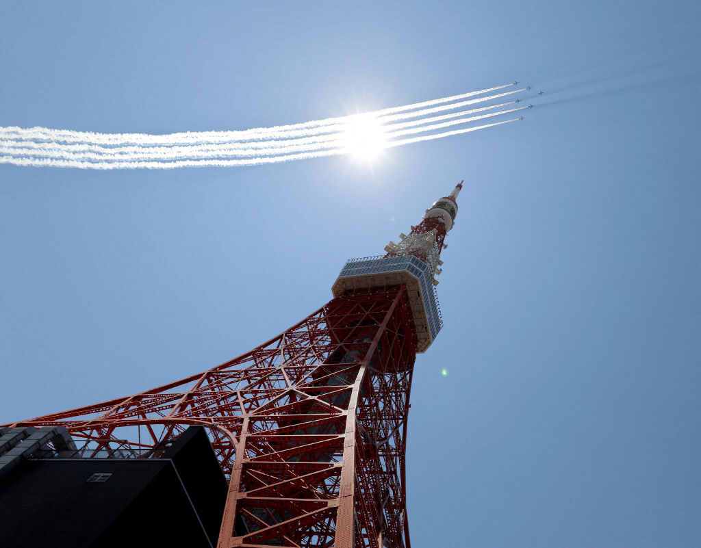 【写真多数】ブルーインパルス、東京五輪開会式に向けて予行飛行　都心で五輪マーク描く