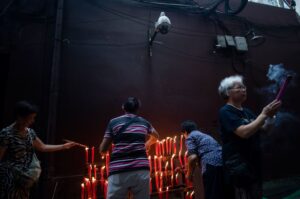 「ZTEの二の舞か」欧米、世界最大手の中国監視カメラ企業を制裁の動き　