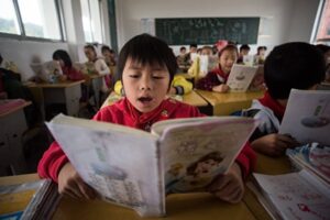 英有名私立学校、中国から撤退　新規定「共産党の指導受ける」