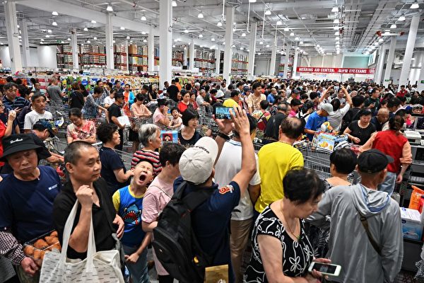 米コストコ、上海で中国1号店オープン　初日に客殺到で営業中止