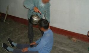 四川省の収容施設、法輪功学習者に熱湯かけて拷問