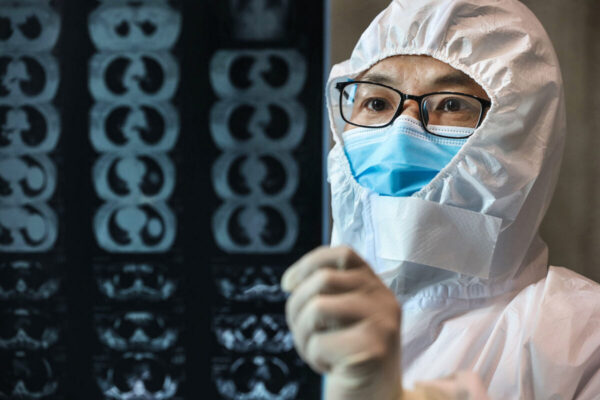 中共肺炎は「SARS＋エイズのようなものだ」遺体解剖した中国の医師が見解