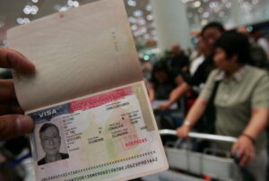 米、中国人研究者の入国ビザを不発給　技術漏えいを警戒