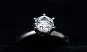 26年前に買った1400円の指輪、実は超高価な掘出し物だった！