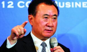 上海ディズニー「赤字が20年間続く」＝中国富豪