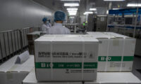 IOC、日本未承認の中国ワクチン提供発言で波紋　自民議員「未接種と同じ」
