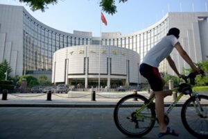 中国が日本国債を爆買い　1～8月で前年同期比3倍増