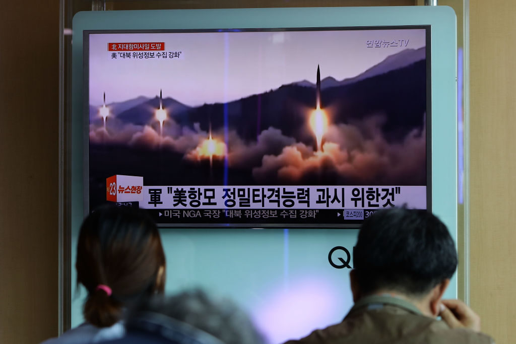 北朝鮮、巡航ミサイル発射　韓国の文大統領、最高レベルの安保会議を召集