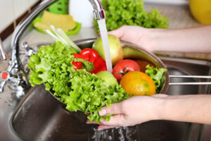 農薬や虫が付きやすい！洗うのが難しい野菜6選　正しい洗い方は？　　　