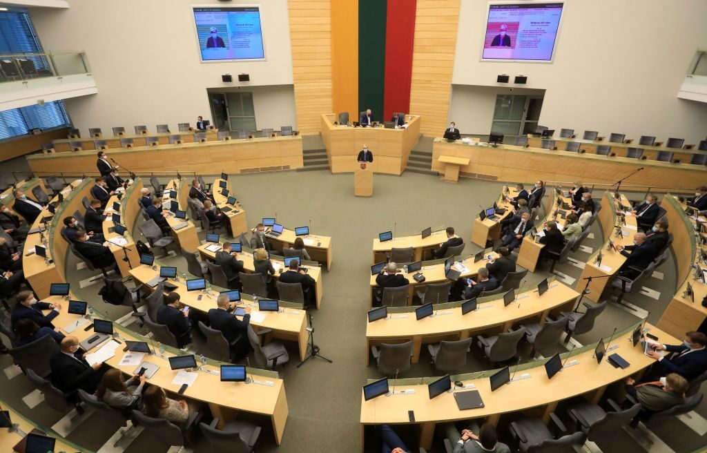 中共によるウイグル人弾圧は「ジェノサイド」　リトアニア議会が認定