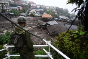 ＜写真＞熱海土石流、113人がまだ安否確認できず　警察・消防・自衛隊の3機関が救出進める