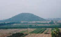 世界中のピラミッド（19）西安   茂陵