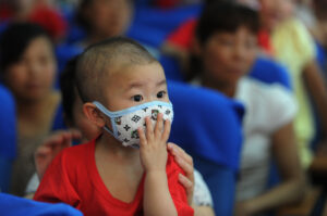 厳しい中国の医療事情 小児がん患者と家族のいばらの道
