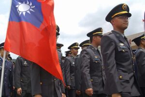 台湾、兵力確保で軍事訓練義務の延長を検討　4カ月から1年へ