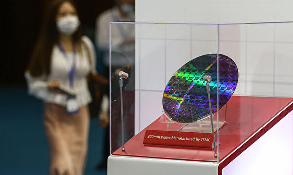 中共　EUV露光装置を極秘開発か　