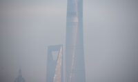 世界で2番目の高さ　超高層ビル「上海タワー」入居率3割のゴーストタウンに