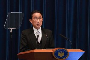 岸田首相、学術会議6人の任命拒否変更せず「手続きは終了した」