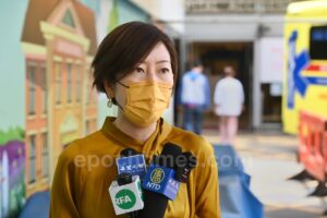 香港大紀元の女性記者、こん棒持った暴漢に襲撃され負傷
