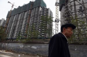 「上海住宅価格は10年間で6倍」、不動産抑制策は何のため？