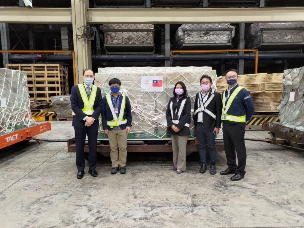 台湾、ウクライナに医療支援物資27トン寄贈　SWIFT排除にも協力