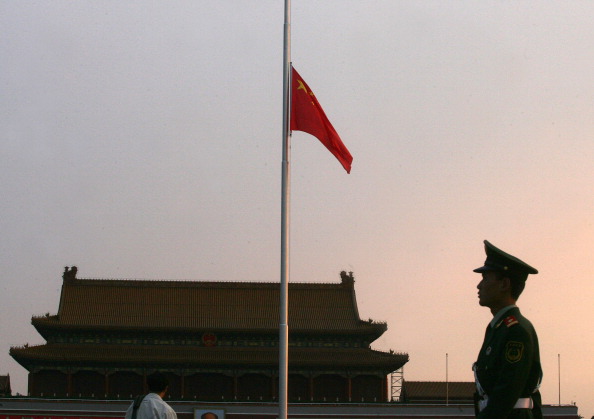 中国高官3人が高所墜落　党内で非正常な死が多発
