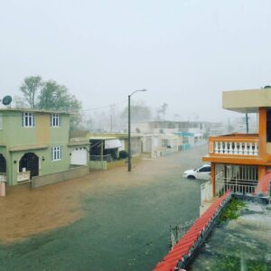 ハリケーン「マリア」、プエルトリコを直撃　ほぼ全域で停電