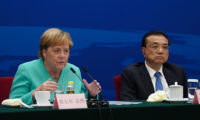 メルケル独首相「中国との協力が甘かった」