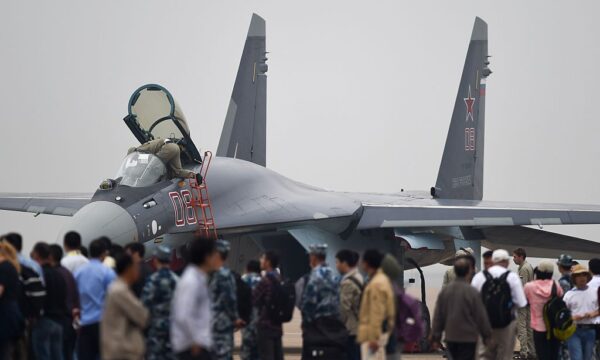 中国へ売却のロシア戦闘機Su-35、エンジンは「コピー不可能」＝専門家