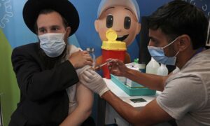 イスラエル医師「ワクチンの効果は薄れつつある」