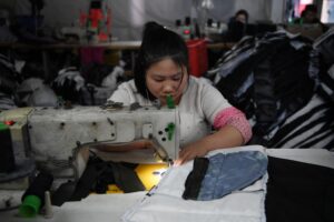 新型肺炎、中国中小企業「3割が1カ月後に倒産」