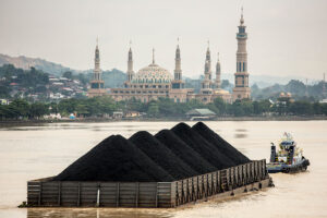 インドネシア、石炭輸出を一か月停止　世界の石炭価格が上昇する可能性＝専門家