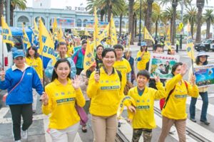 広く真実を伝えたい　サンフランシスコで気功団体　法輪功　迫害停止パレード　