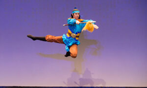 日本人男性ダンサーが古典舞踊コンテストで金賞