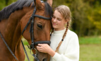 【写真】馬に魅せられた写真家　馬と馬主の美しい写真が話題