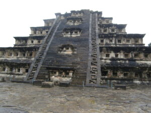世界中のピラミッド（44）メキシコ　エル・タヒン