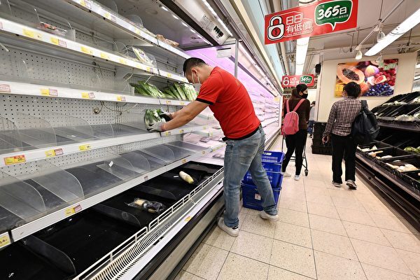 ＜中共ウイルス＞香港市民、買いだめでスーパーに殺到 コロナ患者急増
