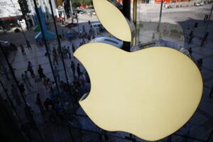 アップルが中国当局に妥協か　中国人ユーザー個人情報の管理権譲る＝米メディア