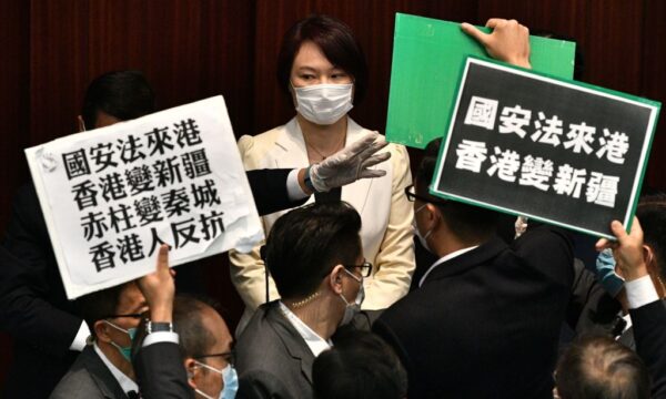 香港国家安全法は「一国二制度の死」米上院、制裁案を提出