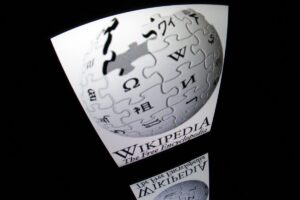 ウィキペディア、親中共編集者の利用権限に制限　「意図的な浸透があった」