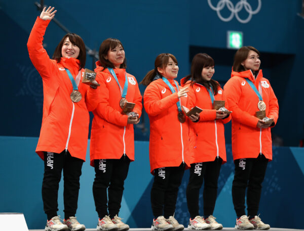 【写真】日本カーリング女子　銅メダル獲得