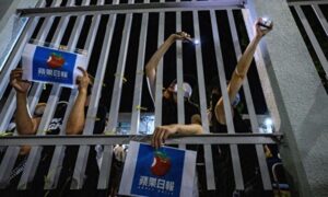 香港民主派メディア・立場新聞が次の標的か　過去記事取り下げ　経営陣辞職　