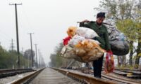 米中貿易戦、中国当局「大規模な失業」に警戒　