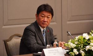 茂木外相、アフガンの日本大使館職員退避「相当危険が切迫していた」