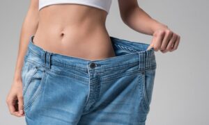 3年間のダイエットで奇跡の変貌を遂げる　肥満体質340kgの女性