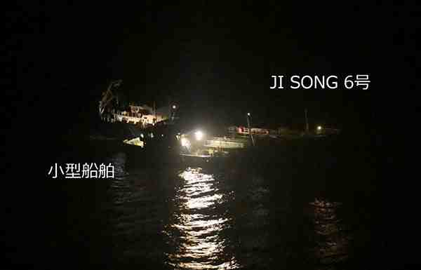 北朝鮮タンカー、東シナ海で「瀬取り」疑い＝防衛省